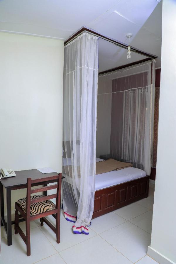 Royal Park Hotel Jinja Eksteriør bilde